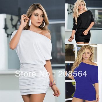 Mini Vestido Clubwear um Ombro